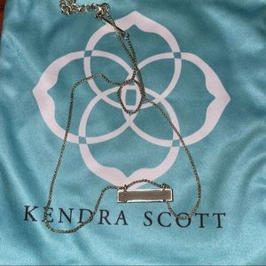 Leanor Gold Pendant Necklace